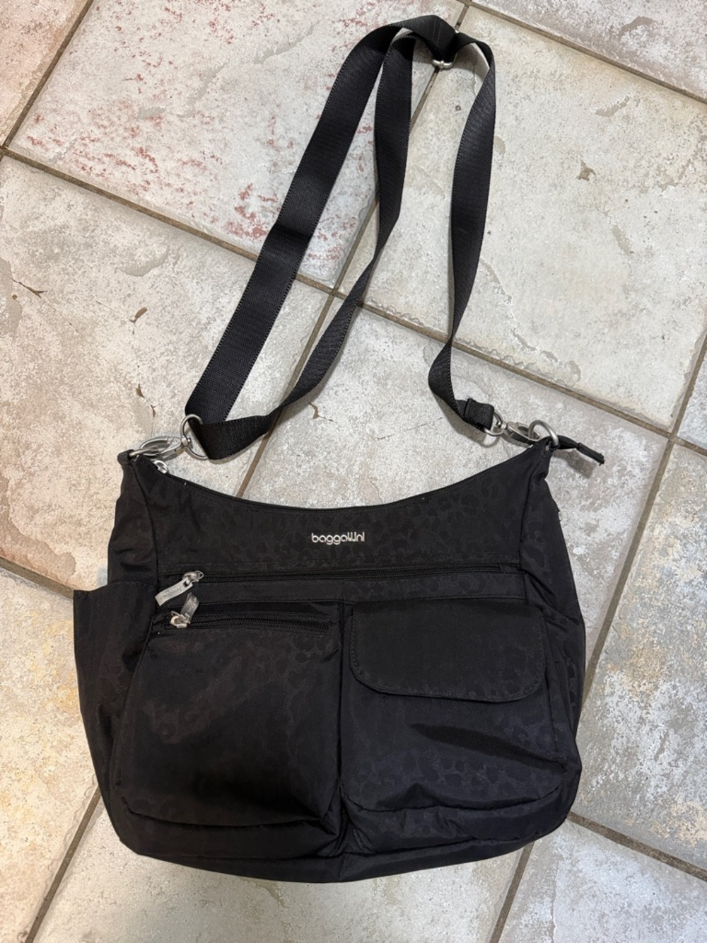 Baggallini Black Nylon Crossbody with Front Pockets